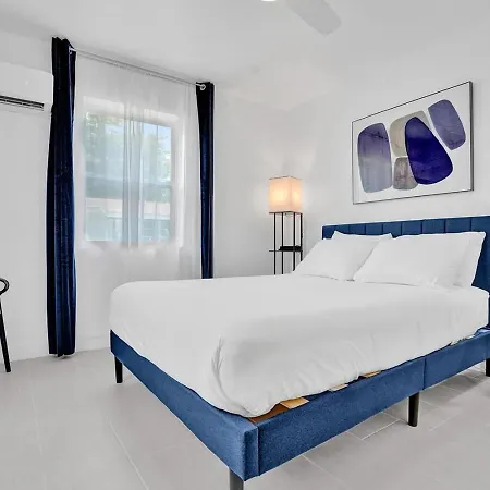 Hallandale Beach Modern Apartment Chic Backyard Exterior foto